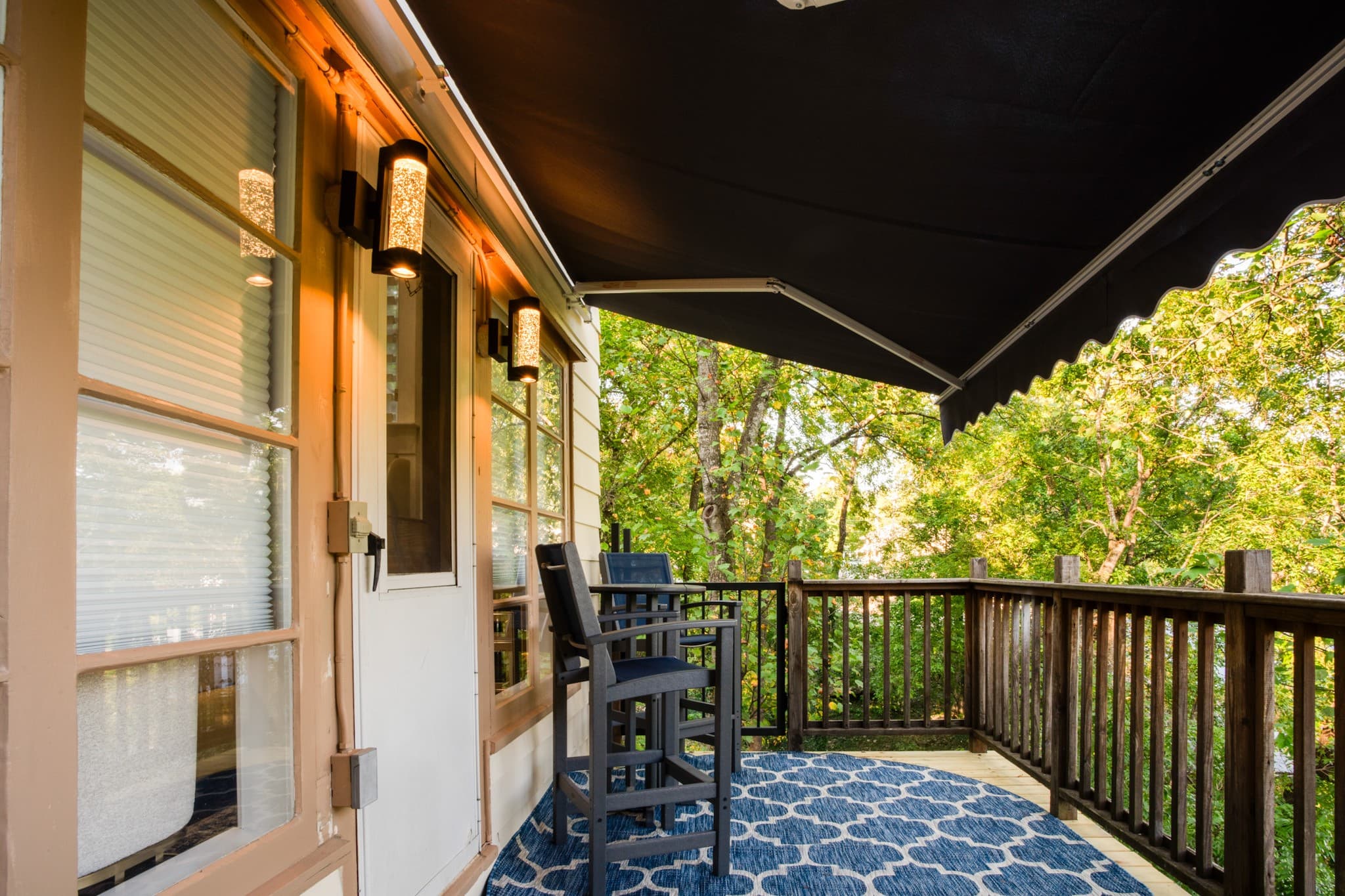 balcony